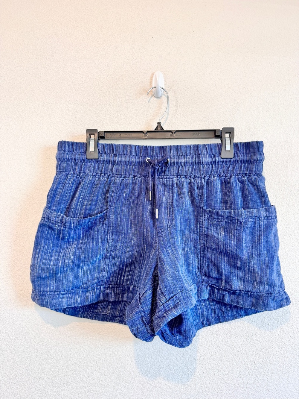 Athleta Cabo Linen Textured 4” Shorts Size 10 Blue Coastal Resort Summer J23
